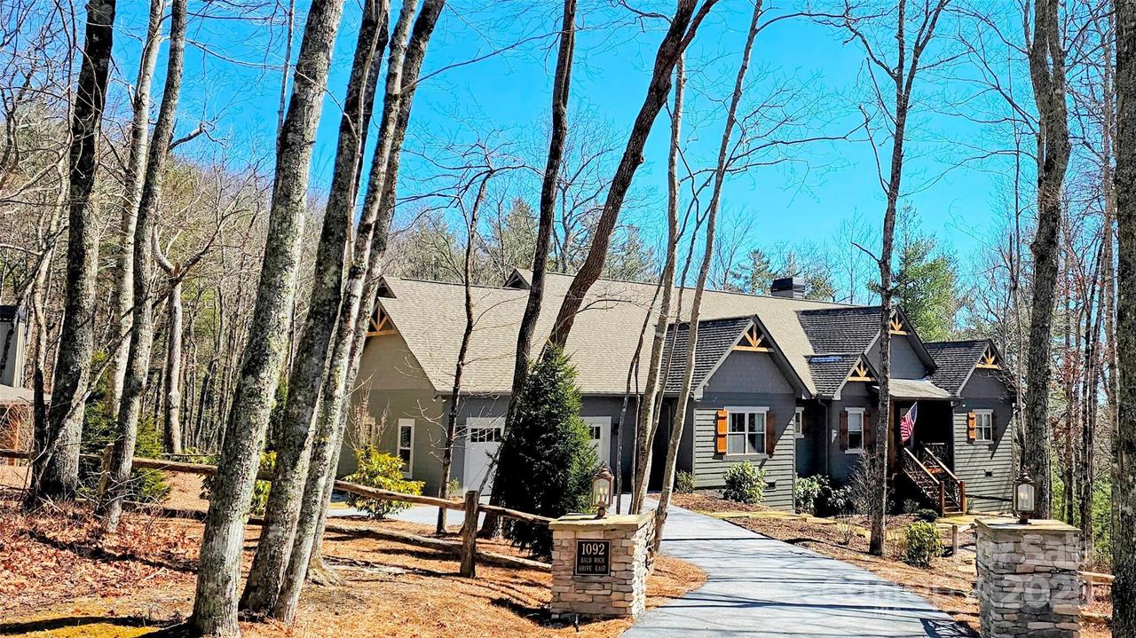 1092 E Bald Rock Dr., Sapphire, NC 28774