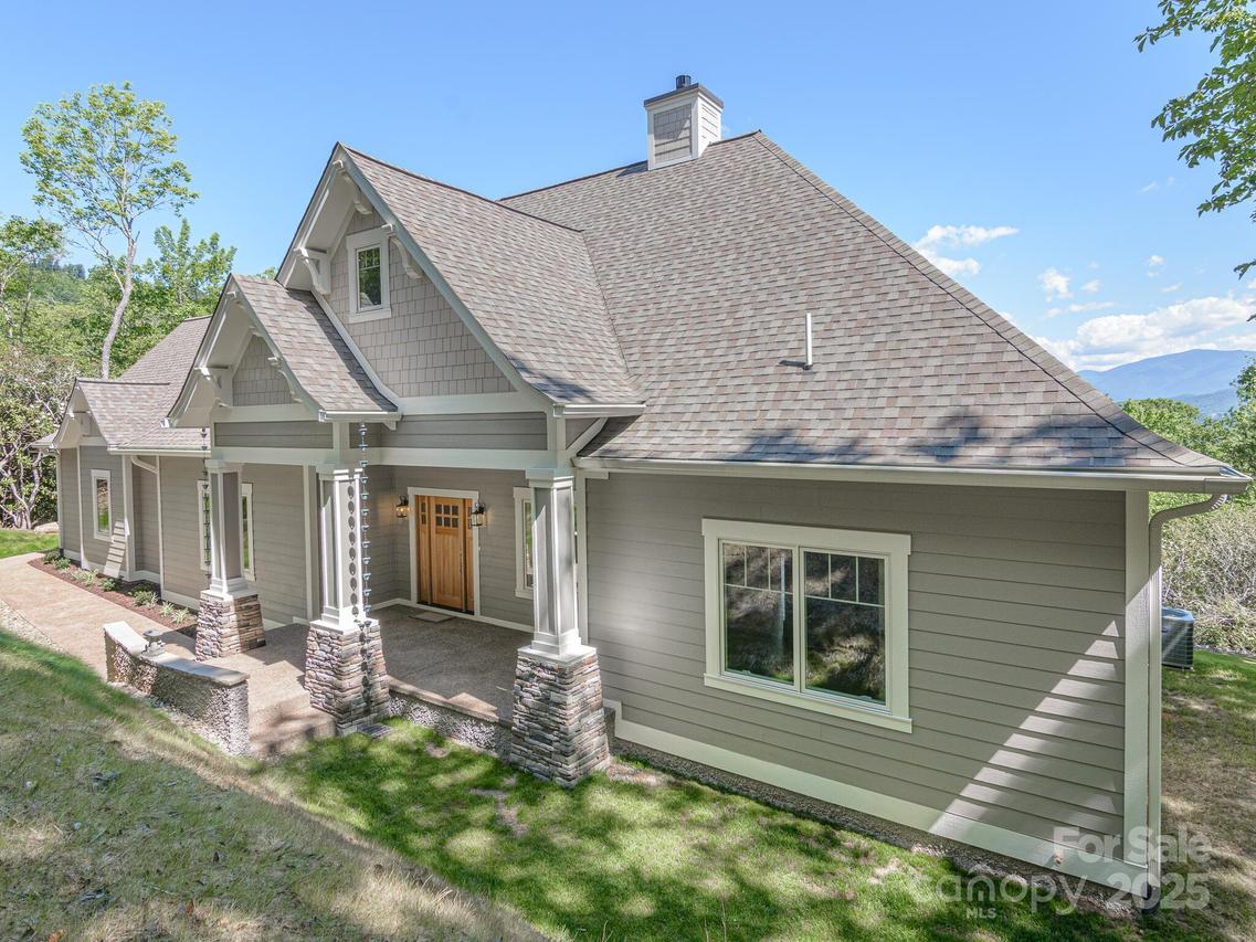 62 Sharp Rd., Black Mountain, NC 28711