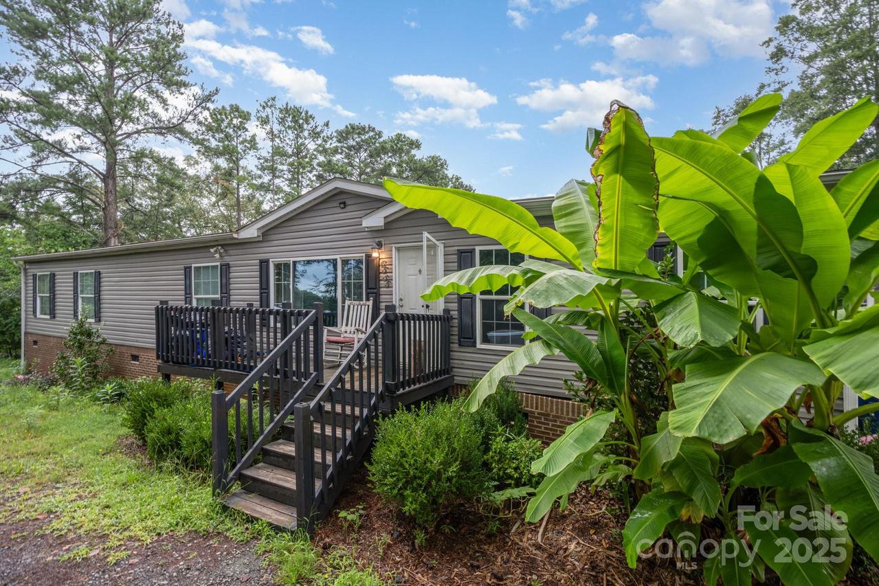 6555 Mcintosh Rd., Stanley, NC 28164