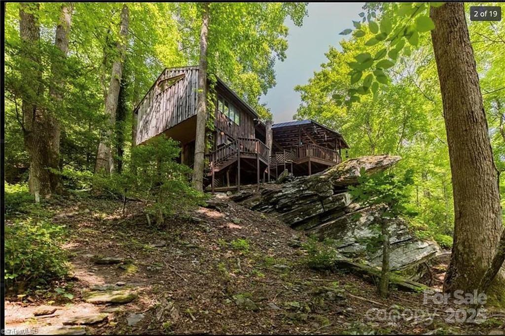 1612 Fall Creek Rd., Purlear, NC 28665