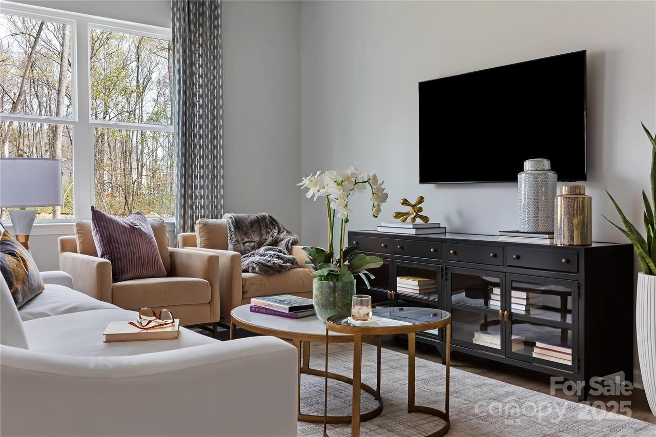 3037 Hutton Gardens Ln., Charlotte, NC 28269