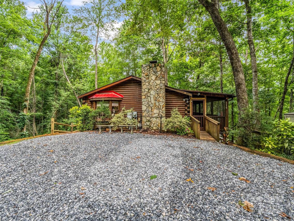 116 Chalet Rd., Lake Lure, NC 28746
