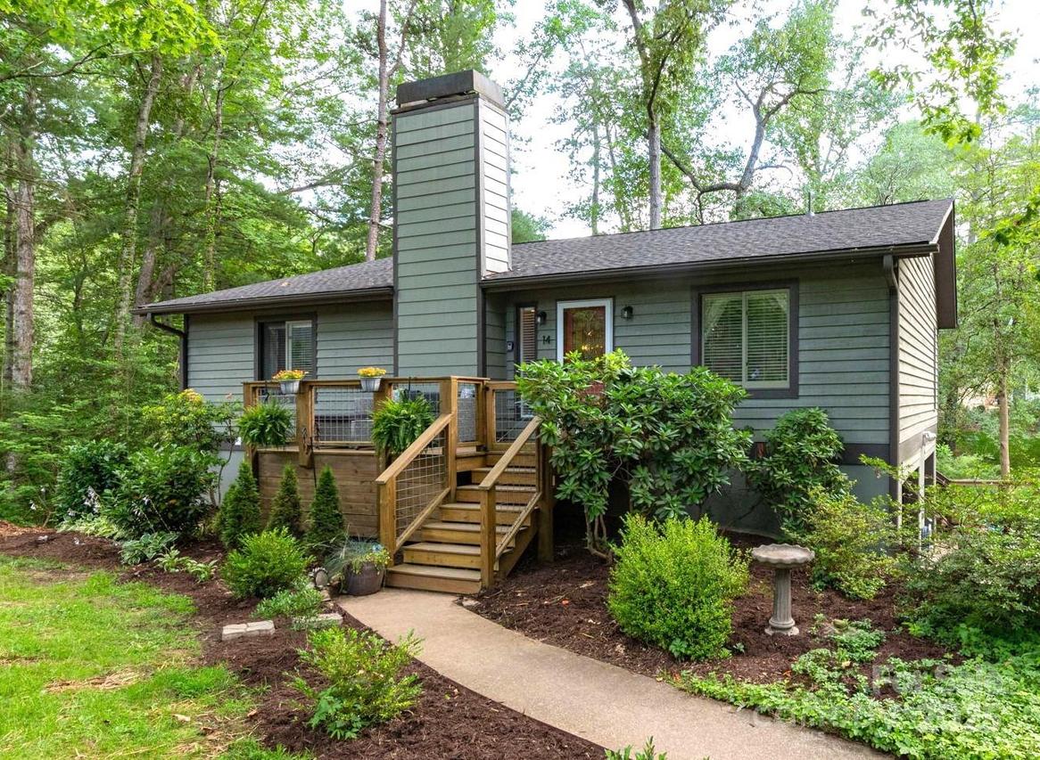 14 New Bern Dr., Fletcher, NC 28732