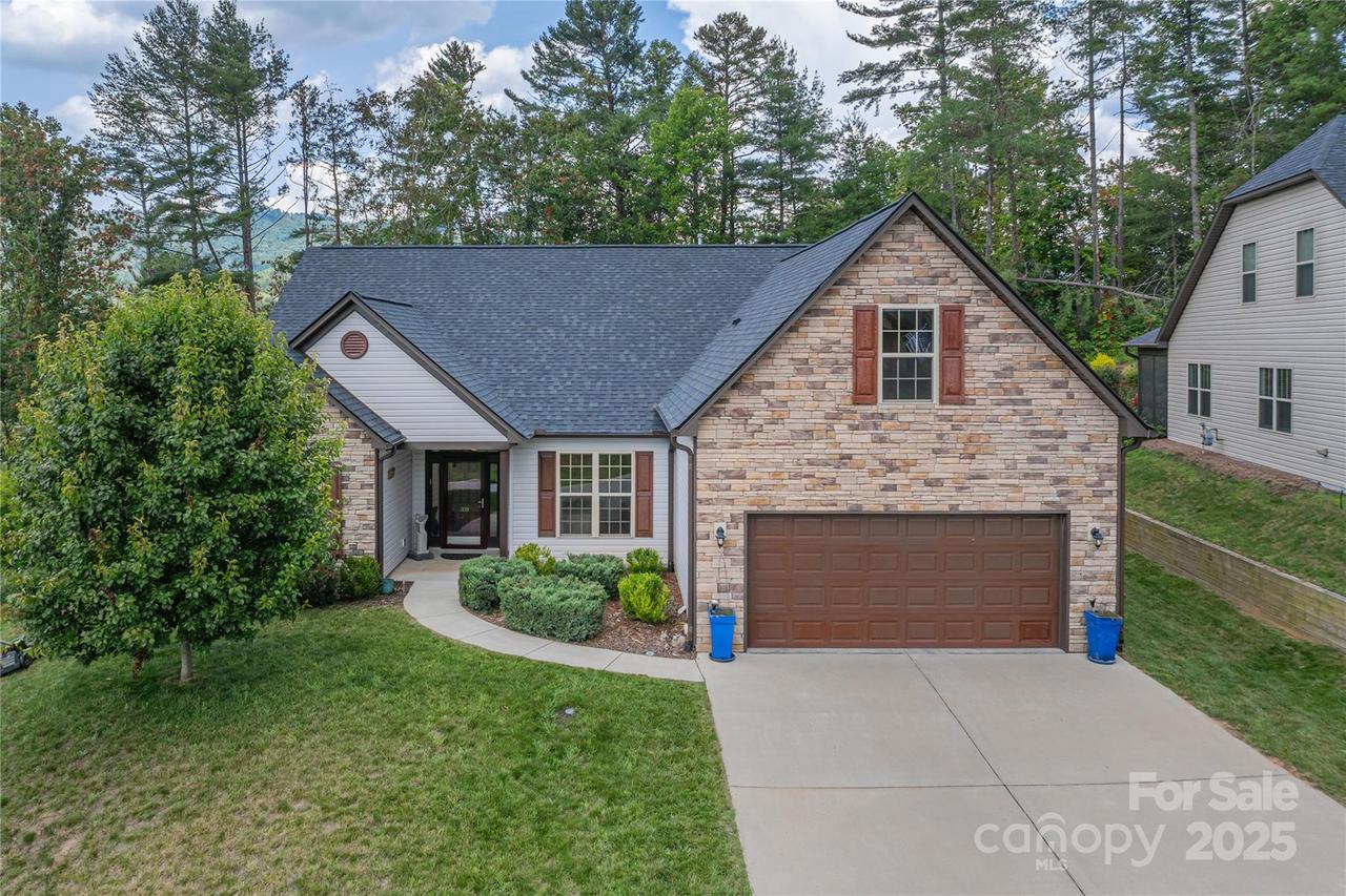 309 Wild Ginger Ct., Weaverville, NC 28787