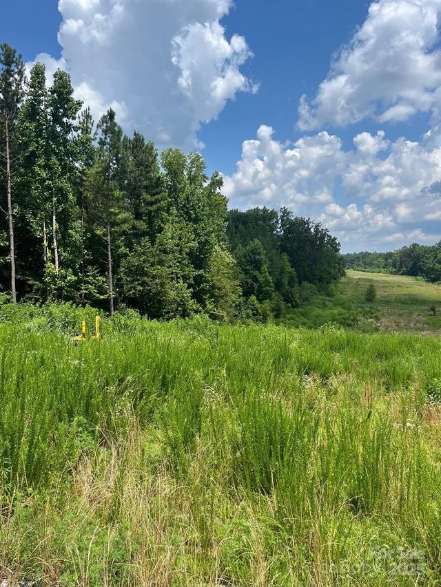 534 N Ingleside Farm Rd., Iron Station, NC 28080