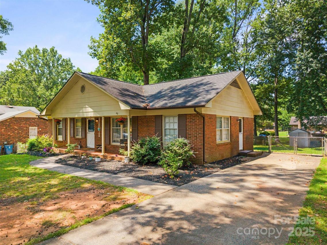 10108 Starwood Dr. #13, Charlotte, NC 28215