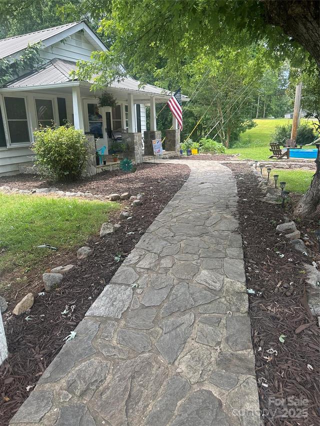 1668 Old Highway 10 Hwy., Marion, NC 28752