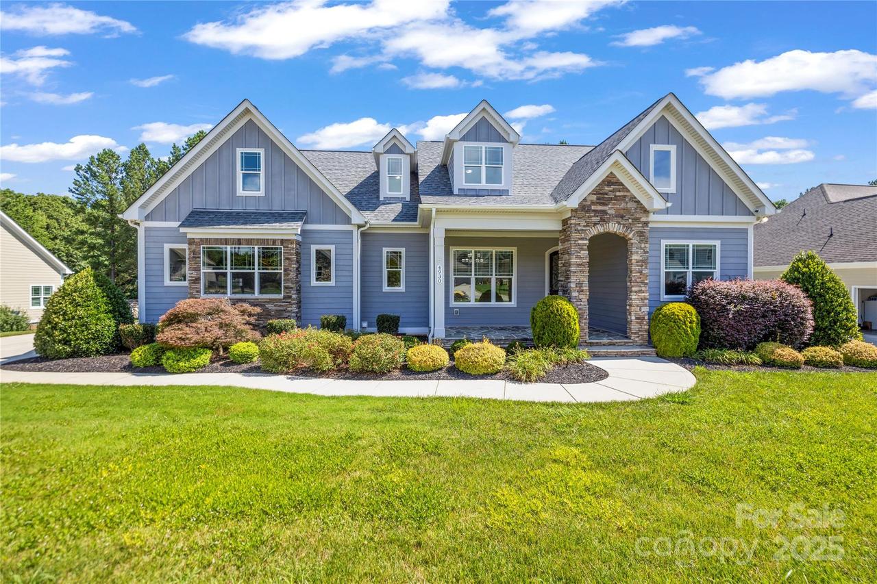 4930 Killian Crossing Dr., Denver, NC 28037