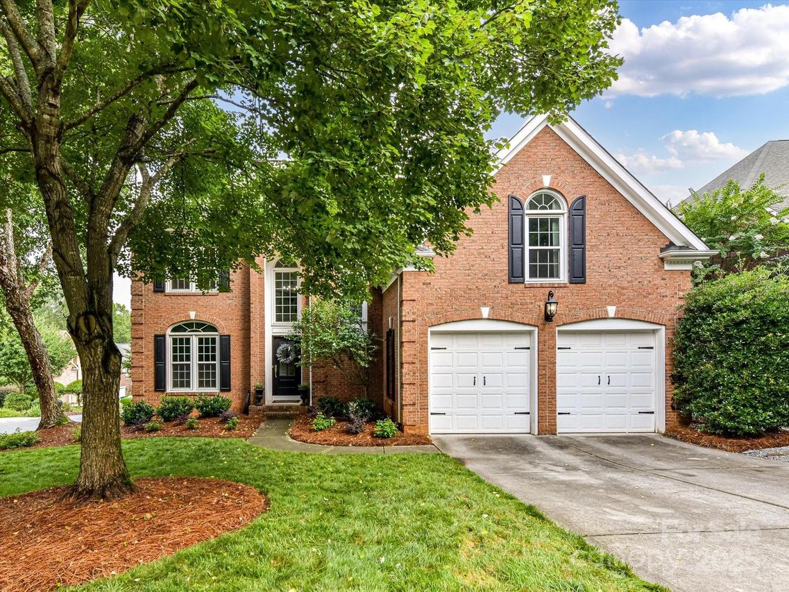 4032 Cambridge Hill Ln., Charlotte, NC 28270