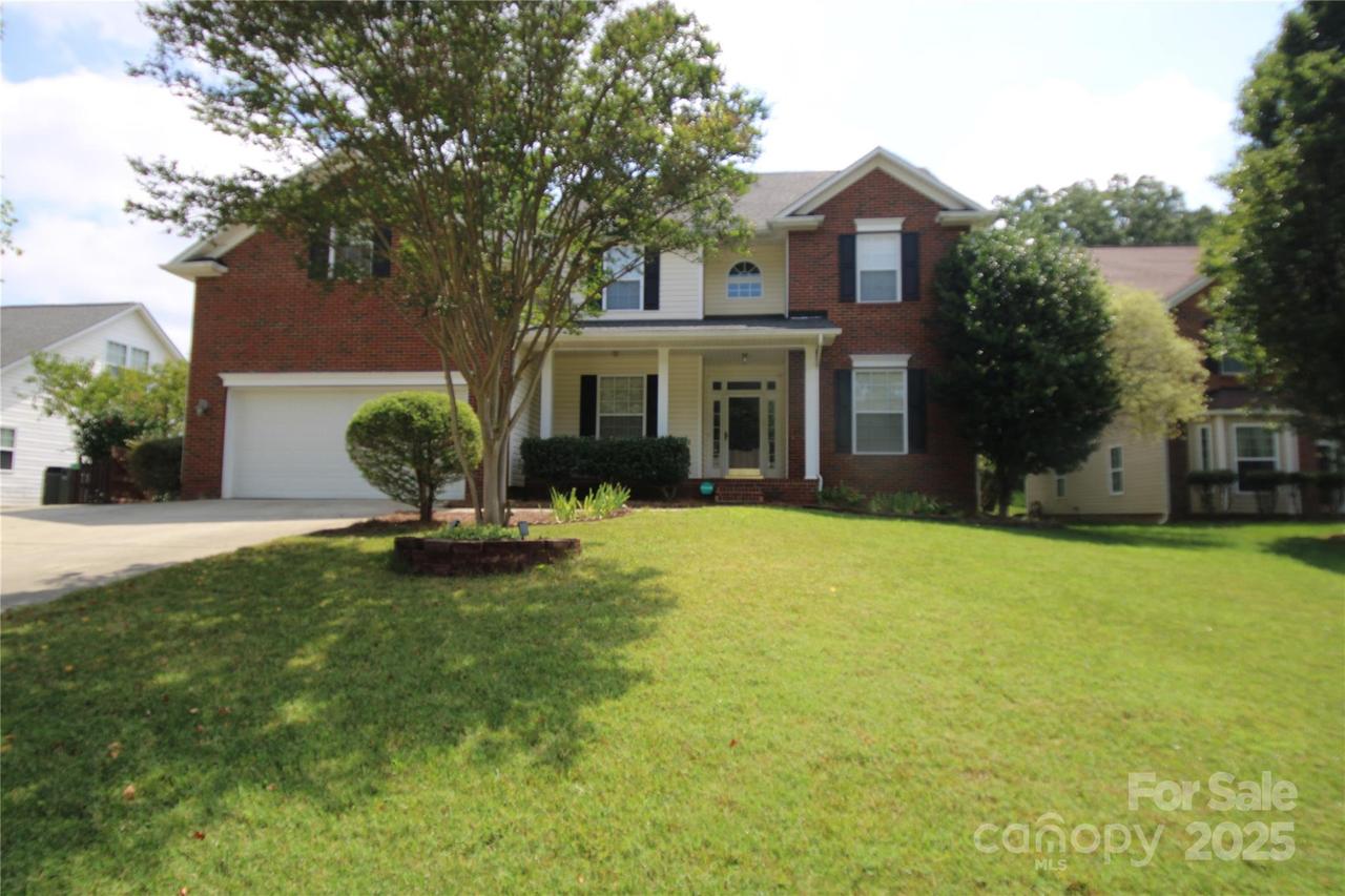 2418 Alaqua Ct., Matthews, NC 28105