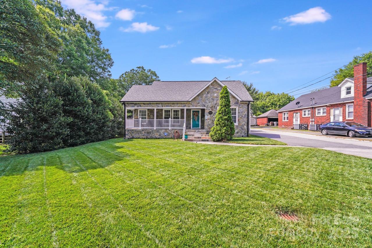 1004 Venus St., Kannapolis, NC 28083