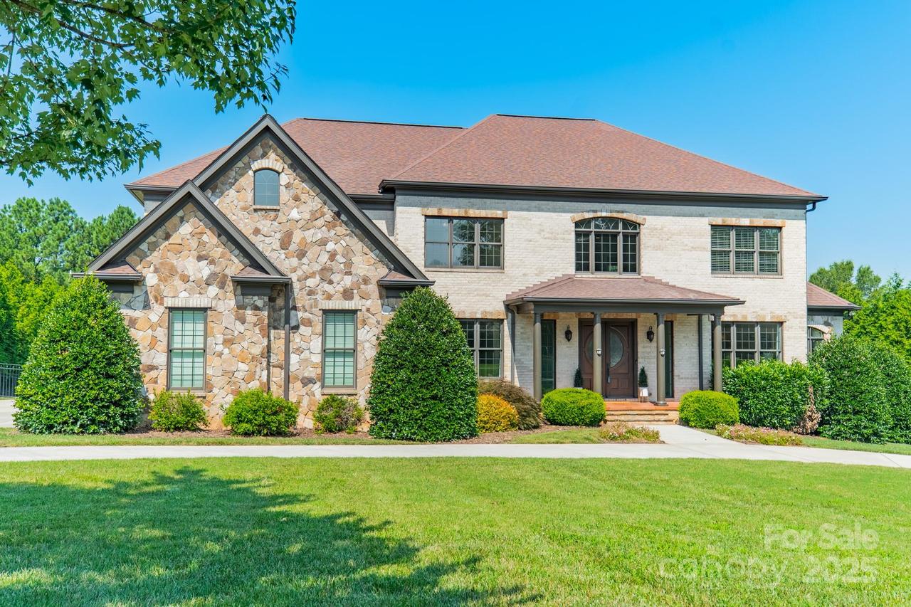 802 Capington Ln., Waxhaw, NC 28173