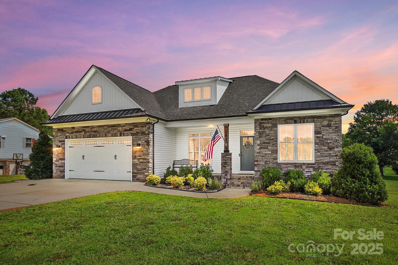 102 Royal Ave., Albemarle, NC 28001