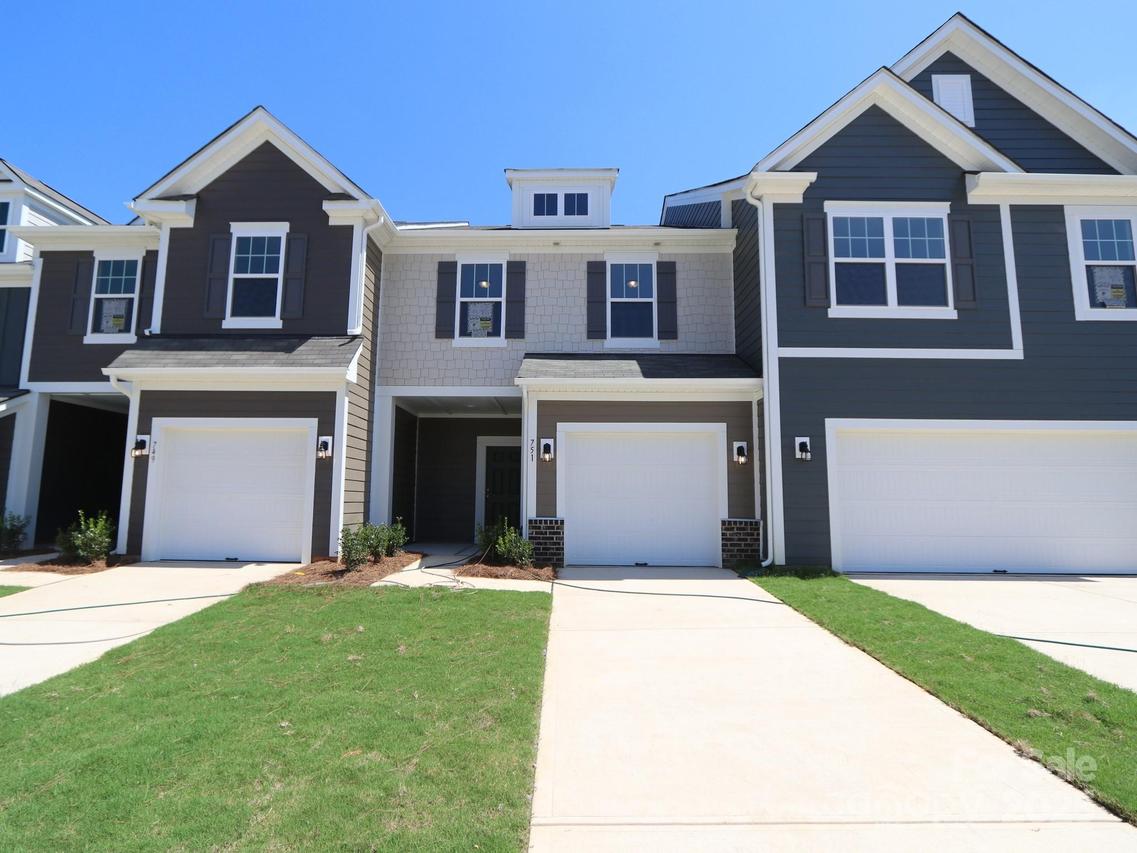 751 Lock Haven Dr., Concord, NC 28027