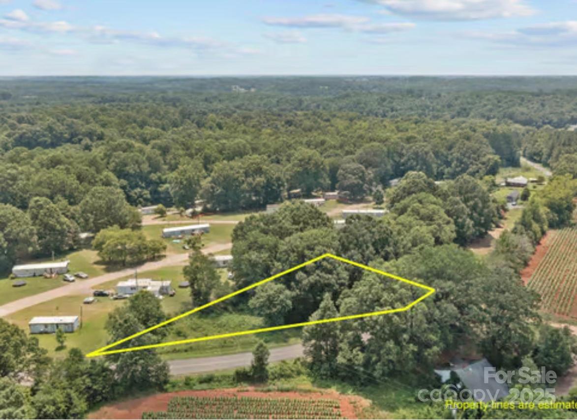634 Lippard Farm Rd., Statesville, NC 28625