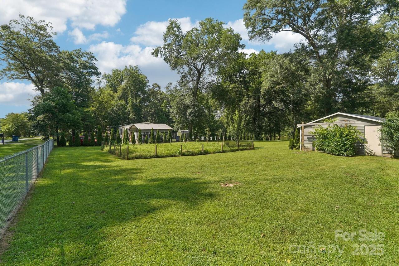 3762 Buck Point Rd., Catawba, NC 28609