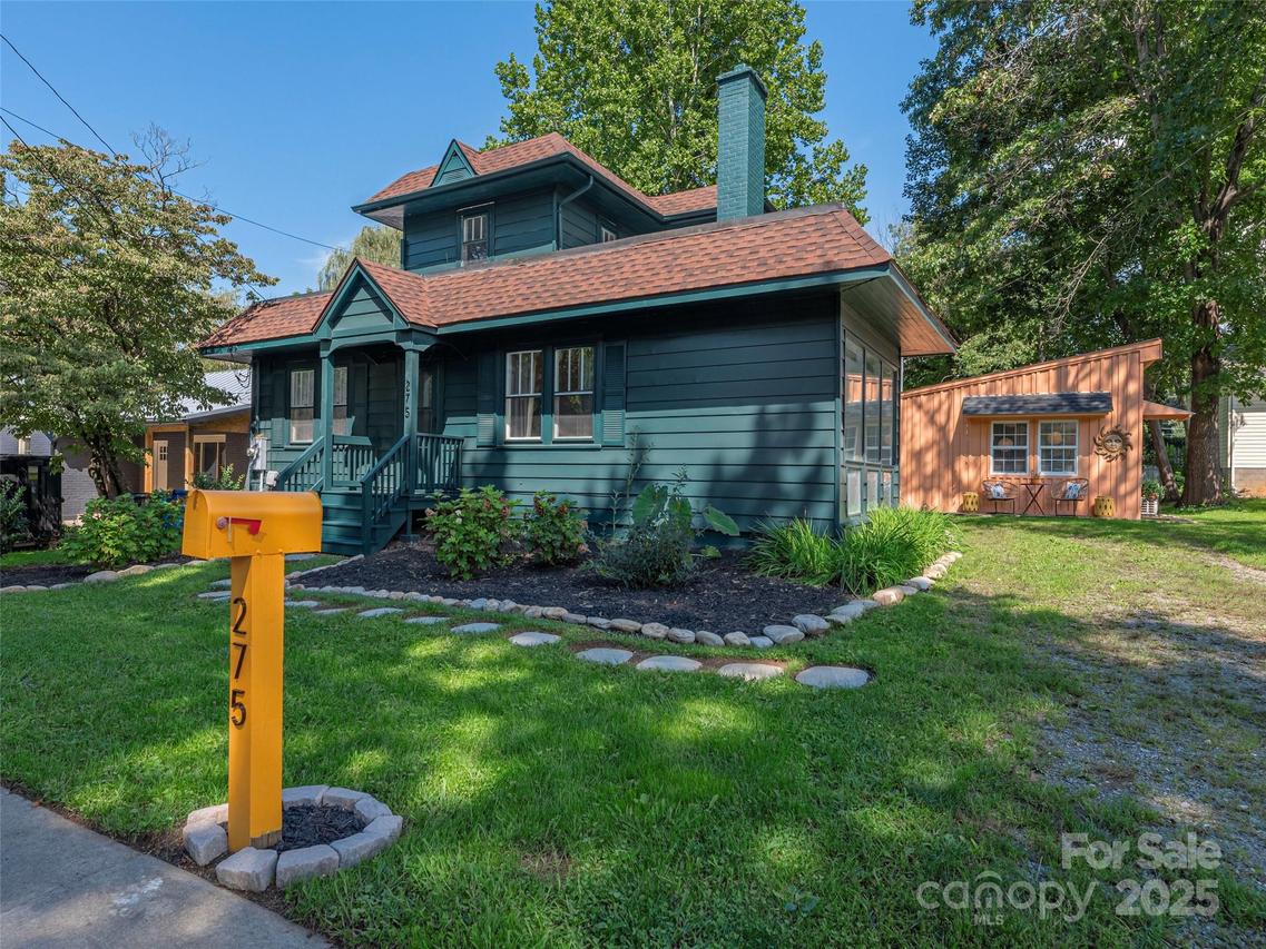 275 Richland St., Waynesville, NC 28786