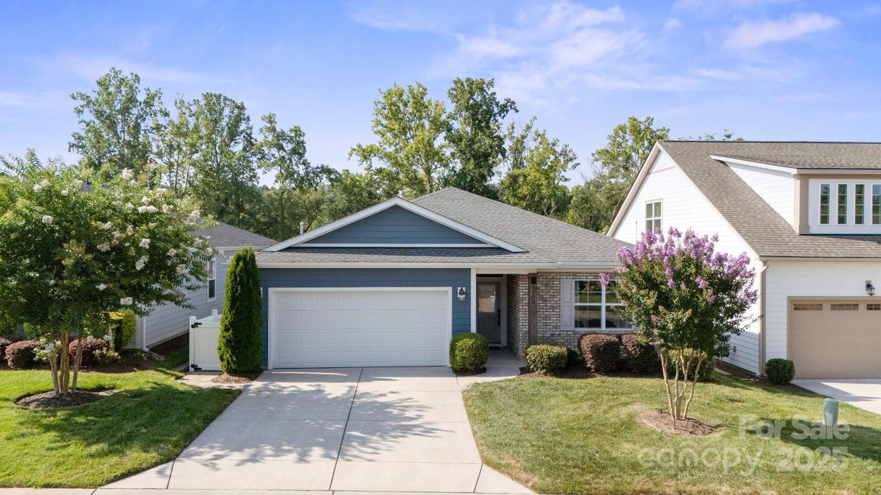 5002 Looking Glass Tr., Denver, NC 28037
