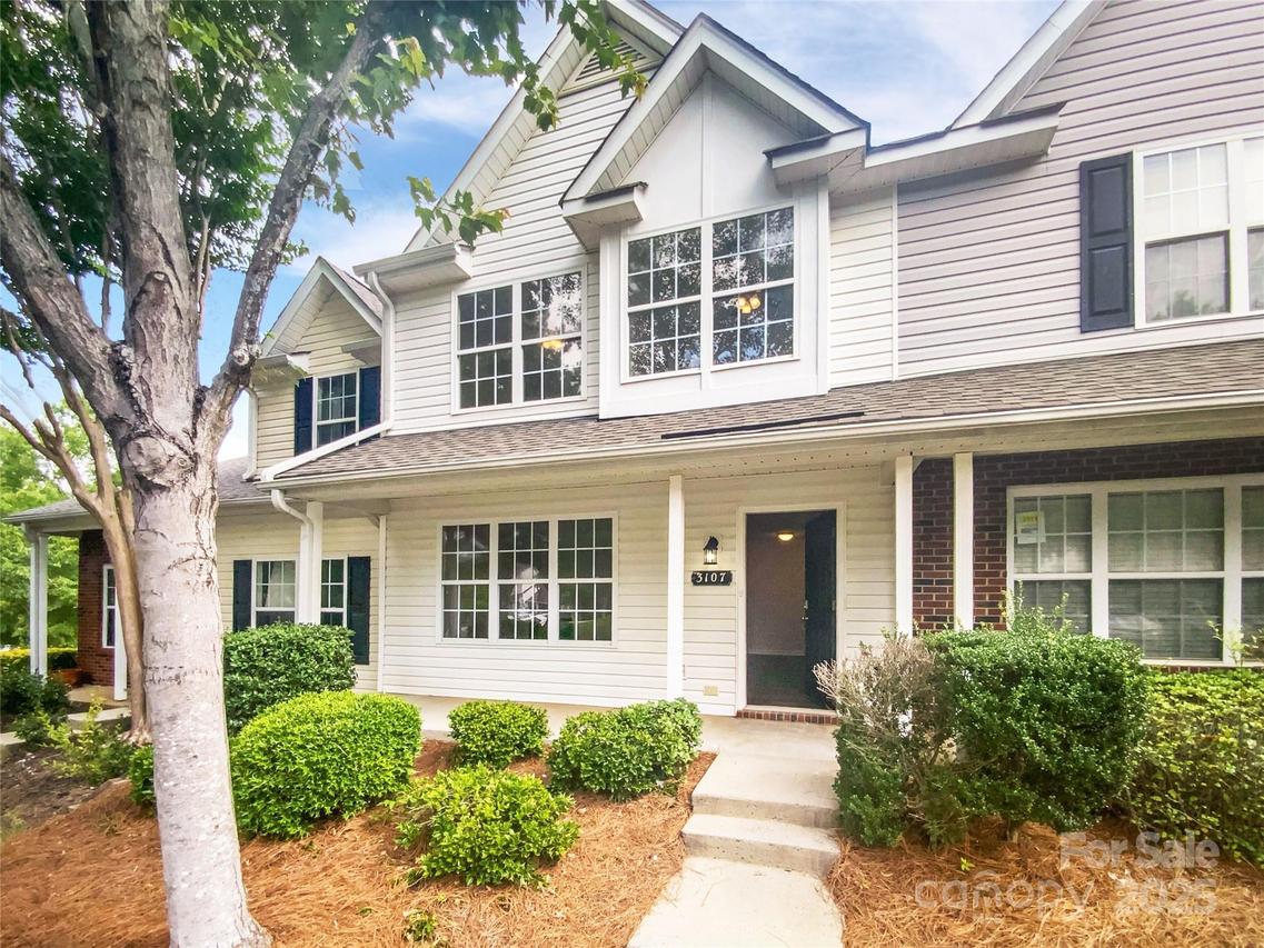 3107 Falling Rock Ct., Charlotte, NC 28213