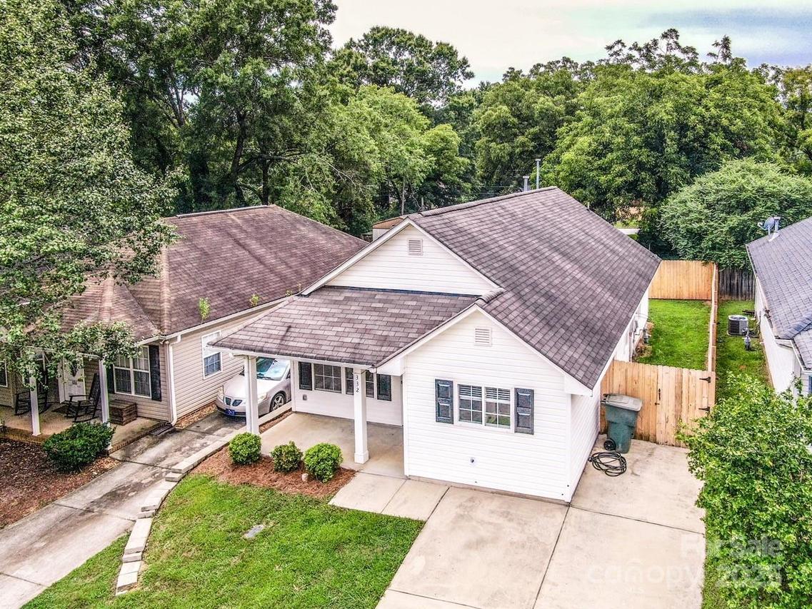 332 Cassidy Ln., Mooresville, NC 28115
