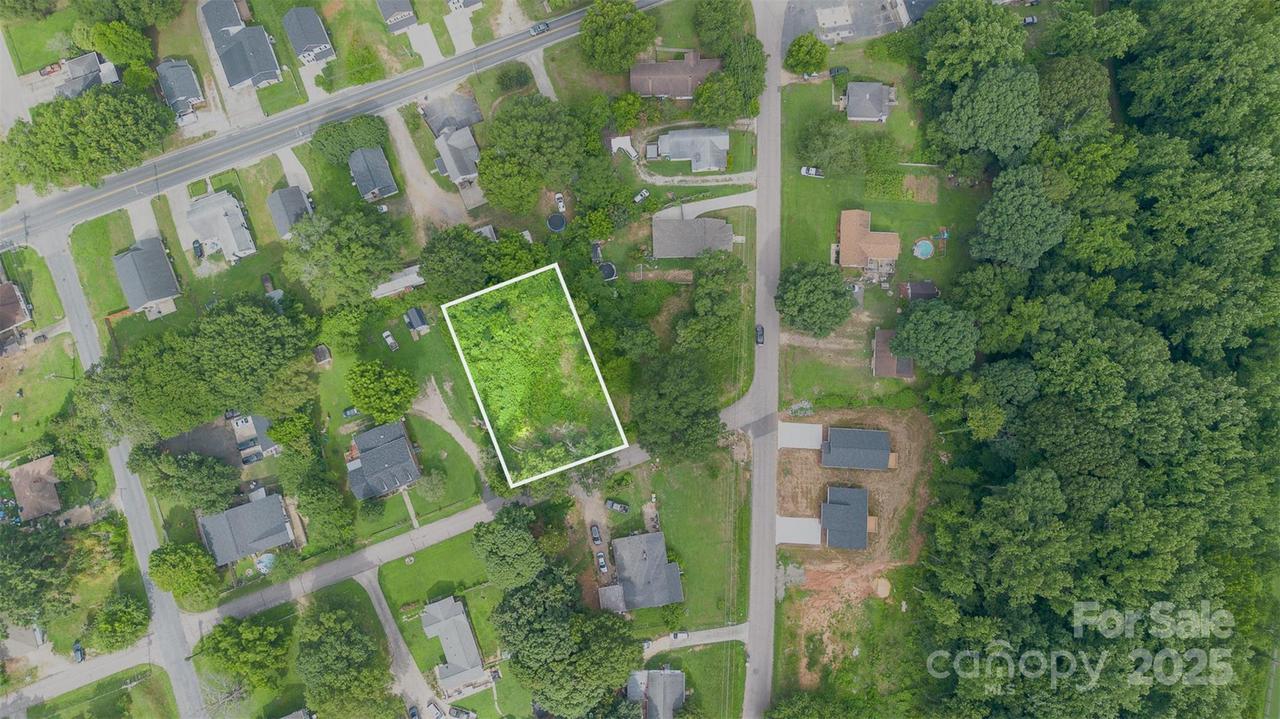 1013 Elm St., Kannapolis, NC 28081