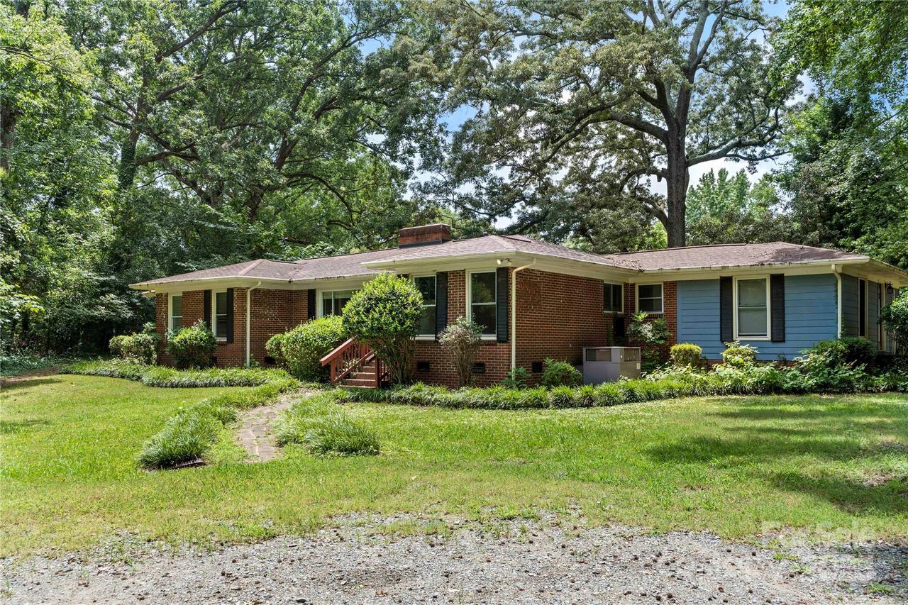 7010 Monroe Rd., Charlotte, NC 28212