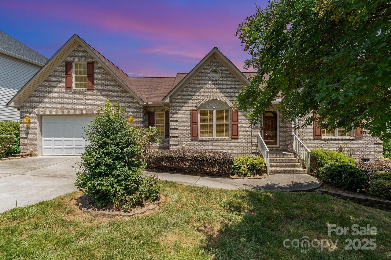 1618 Secret Garden Ct., Salisbury, NC 28146