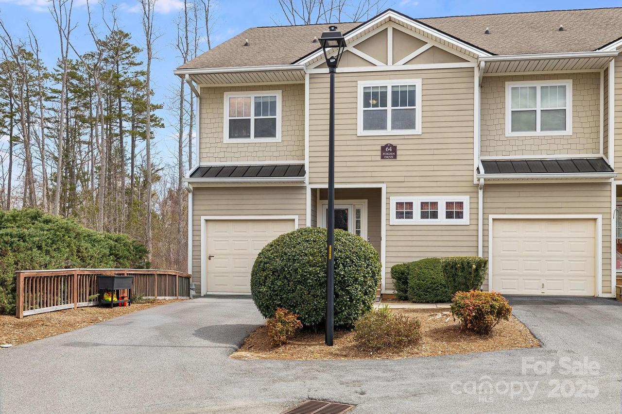 64 Foxden Dr. #201, Fletcher, NC 28732