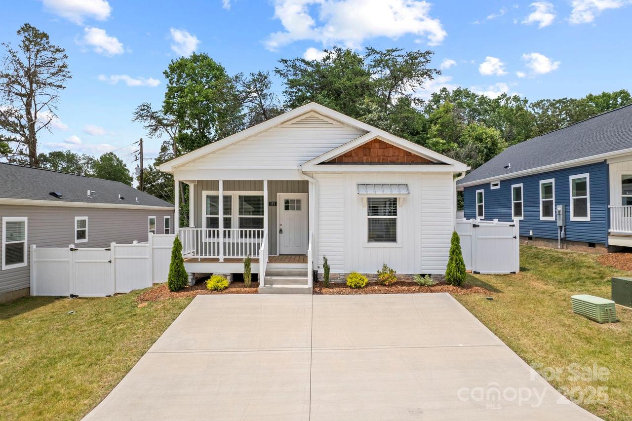 121 Bellamy Rd. #26, Asheville, NC 28806