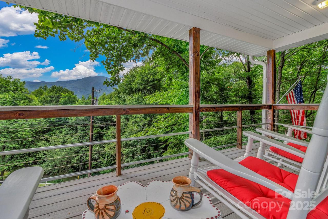 535 Rocky Top Rd., Maggie Valley, NC 28751