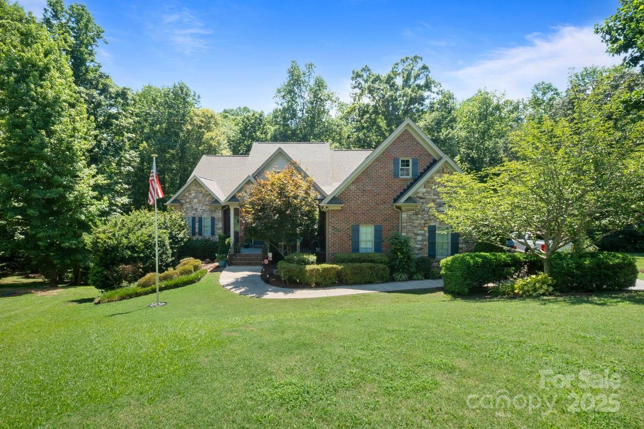 3544 Maple Brook Dr., Denver, NC 28037