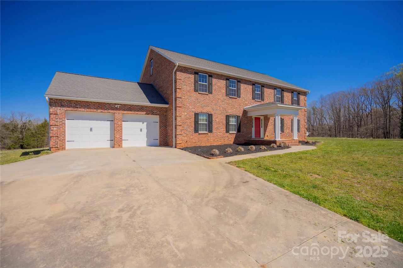 2536 Tyro Rd., Lexington, NC 27295