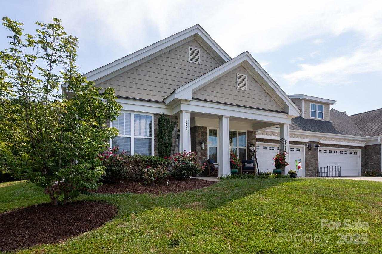 9826 Springholm Dr., Charlotte, NC 28278
