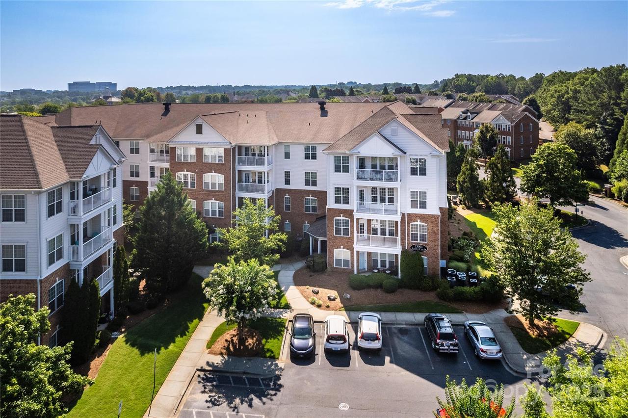 15029 Santa Lucia Dr., Charlotte, NC 28277