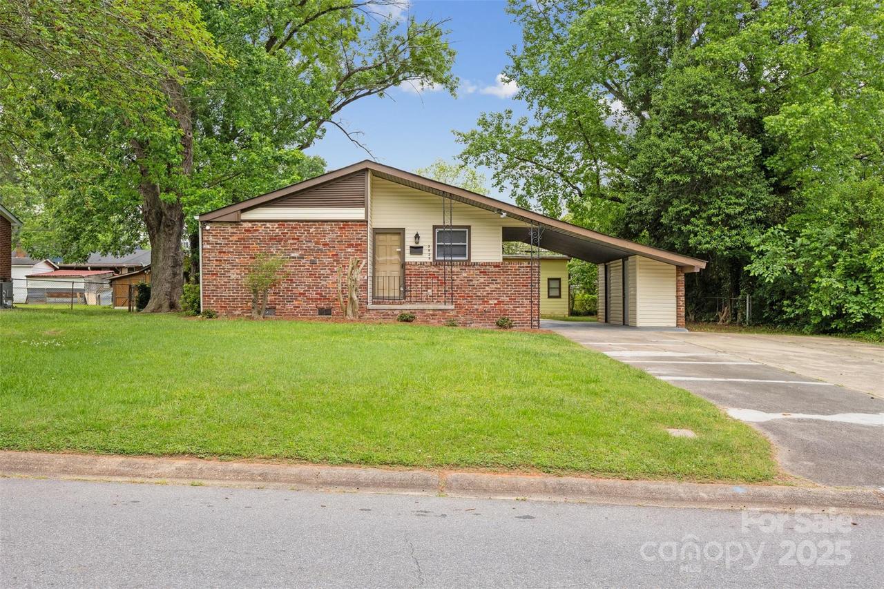 3828 Delgany Dr., Charlotte, NC 28215