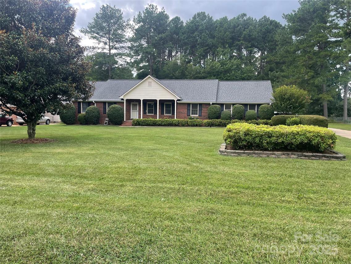 470 Roger Dr., Salisbury, NC 28147