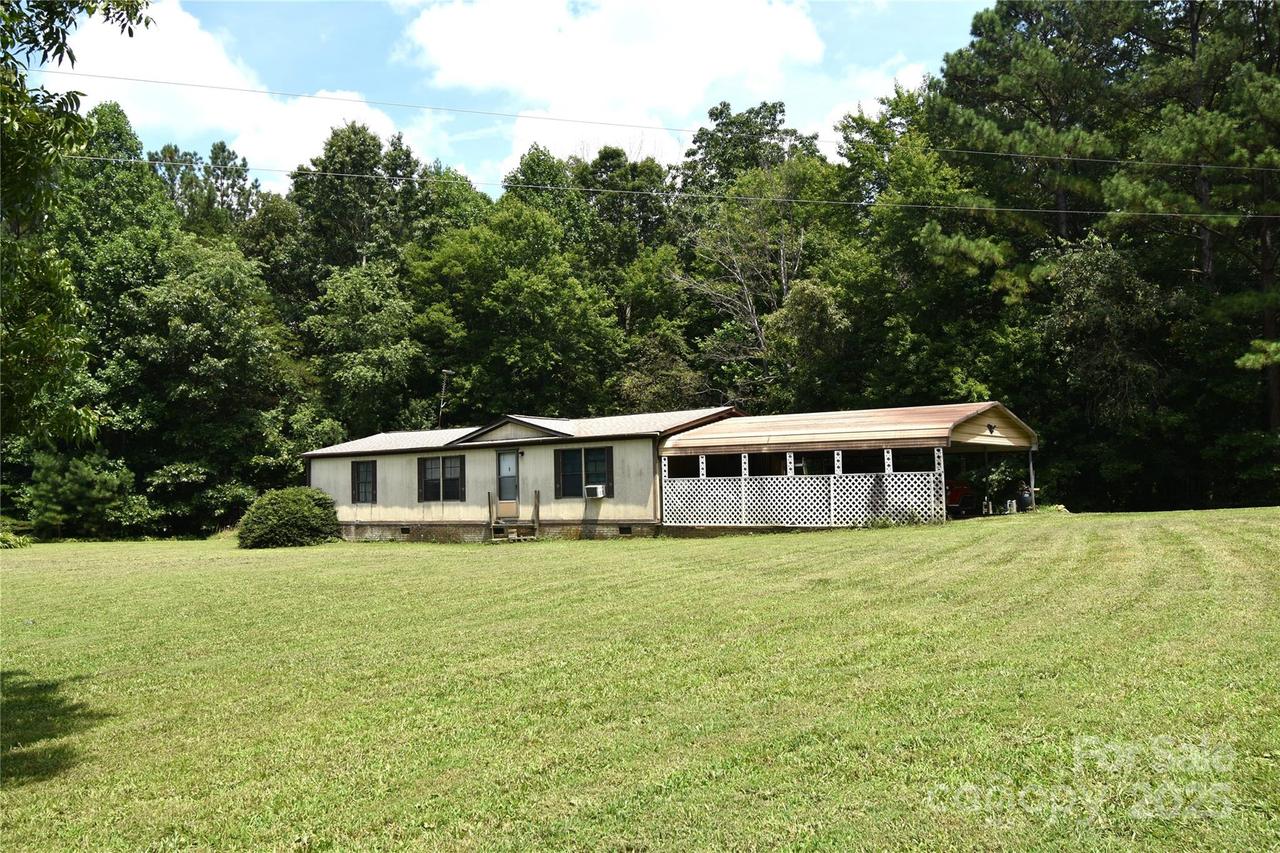 507 Liberty Ln., Taylorsville, NC 28681