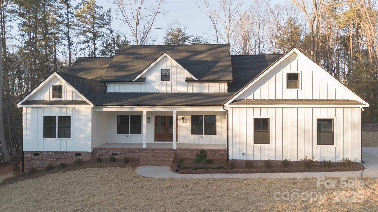 5024 Carolina North Dr. #26, Gastonia, NC 28056