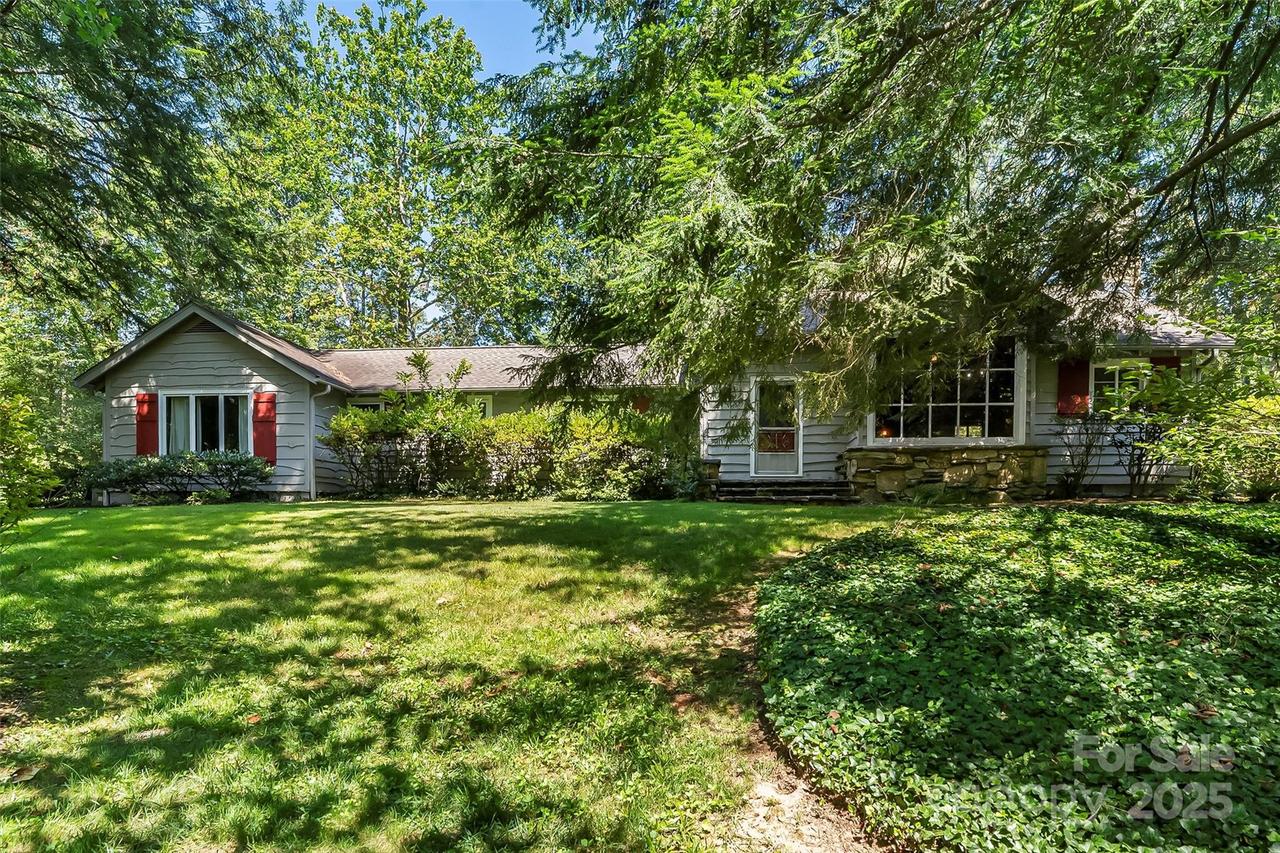 17 Park Rd., Asheville, NC 28803