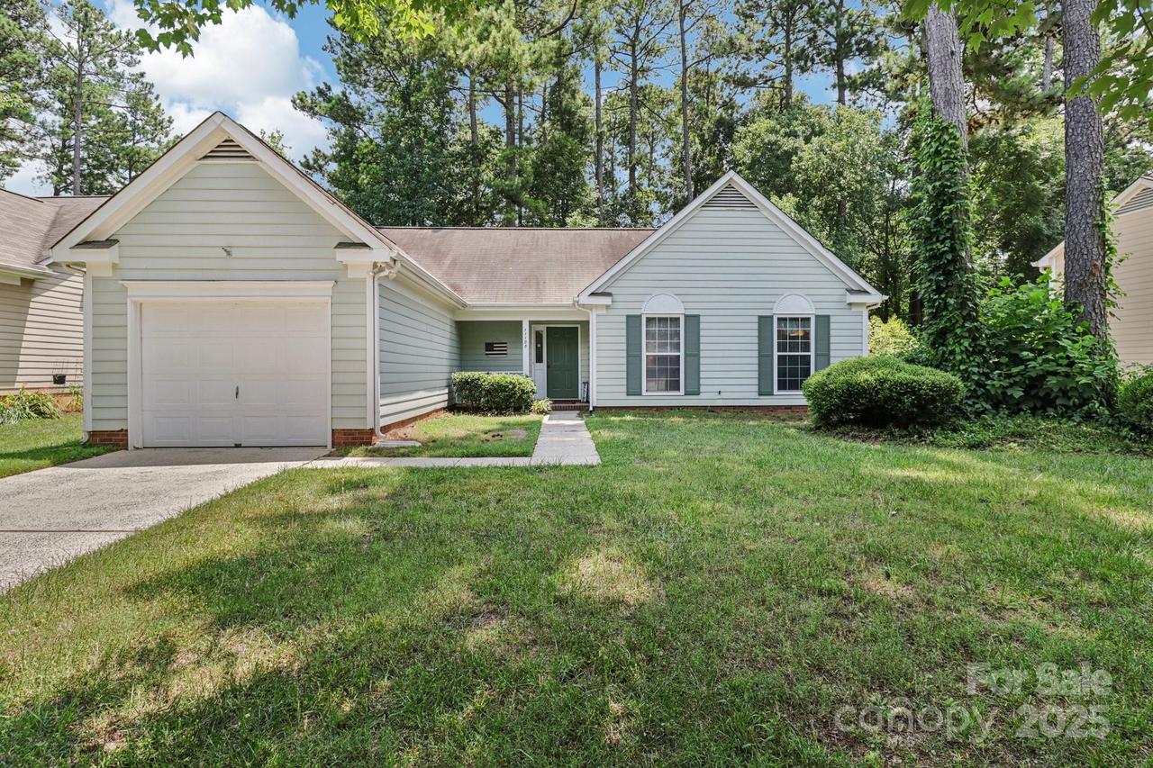 11100 Scrimshaw Ln., Charlotte, NC 28215