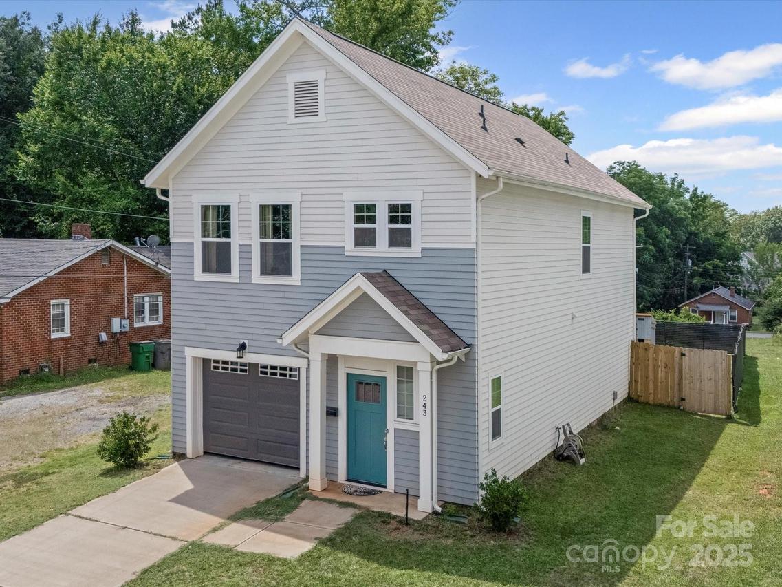 243 Skyland Ave., Charlotte, NC 28205