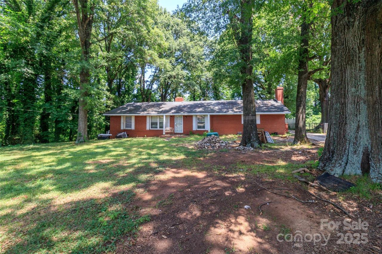 4015 Wilson Ln., Charlotte, NC 28206