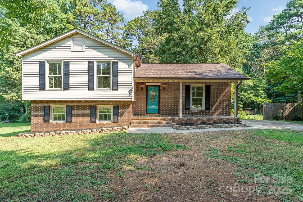 132 Stoneybrook Rd., Salisbury, NC 28147