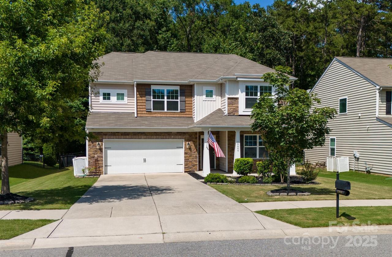 10666 Sapphire Tr., Davidson, NC 28036