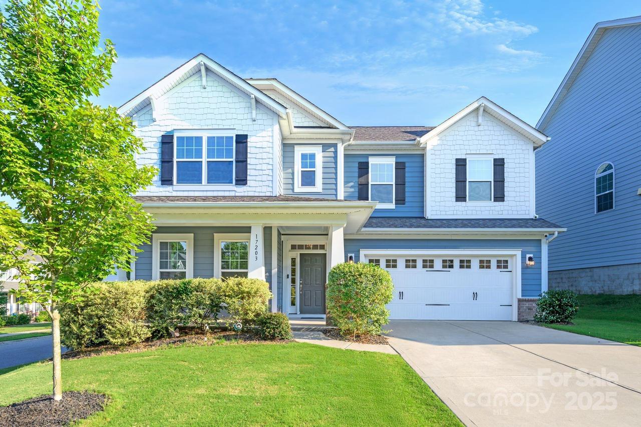 17203 Summers Walk Blvd., Davidson, NC 28036