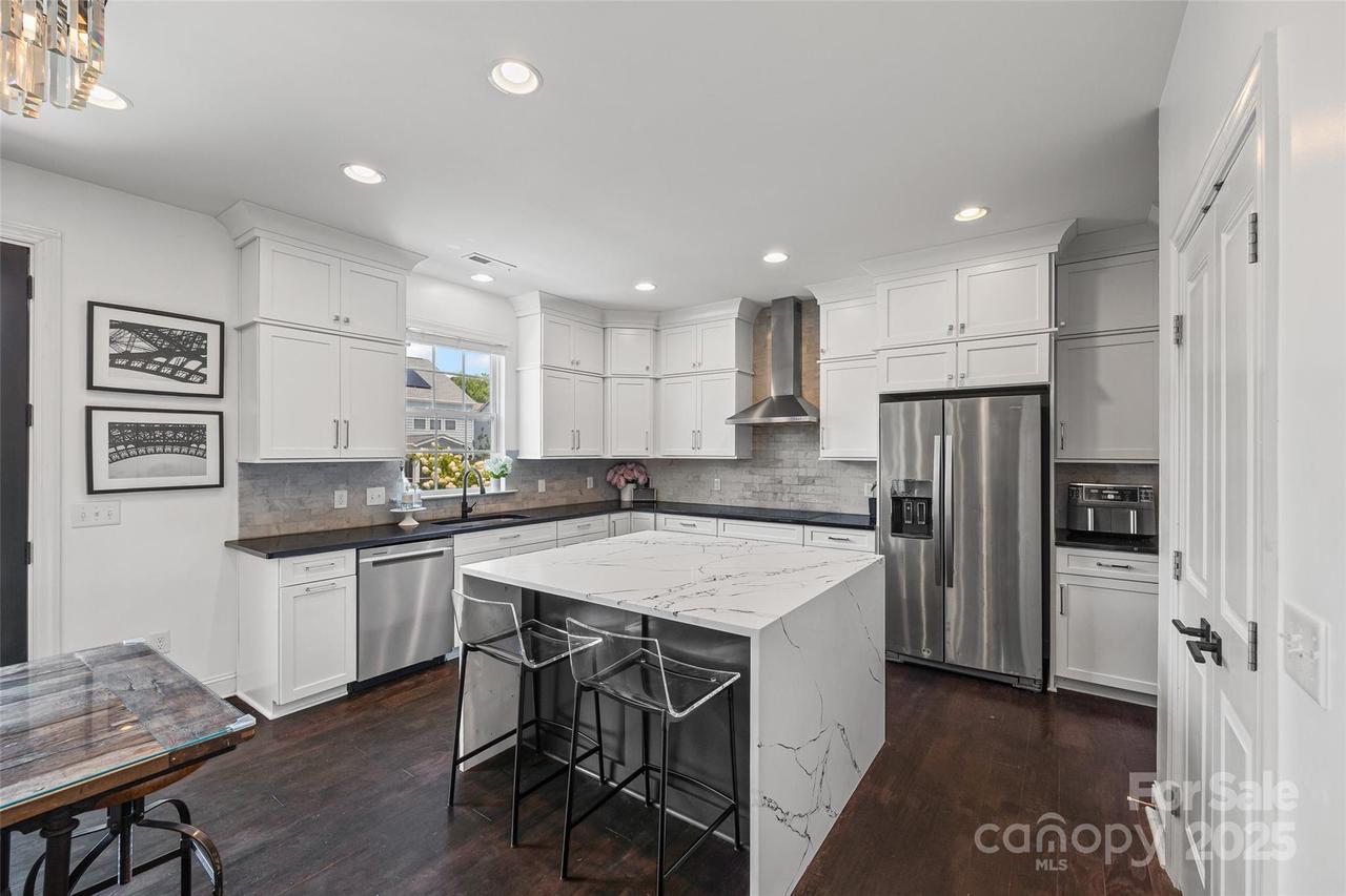 17622 Austins Creek Dr., Charlotte, NC 28278