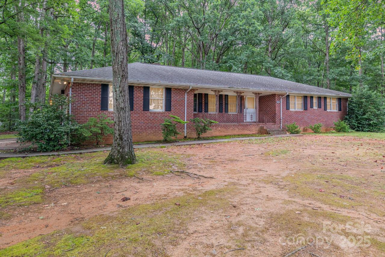 1725 Saw Rd., China Grove, NC 28023