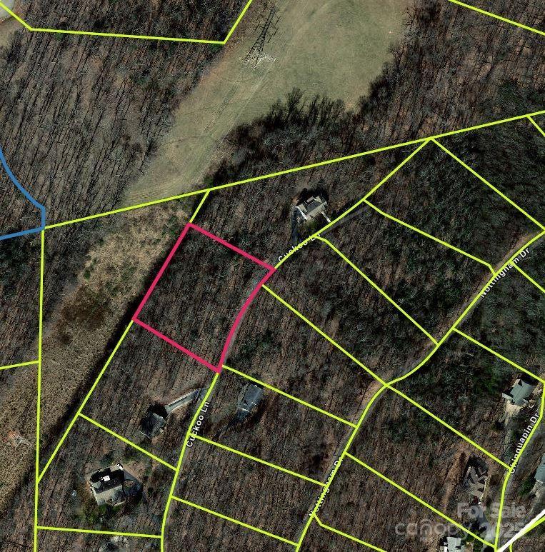 99999 Red Oak Dr., Mills River, NC 28759