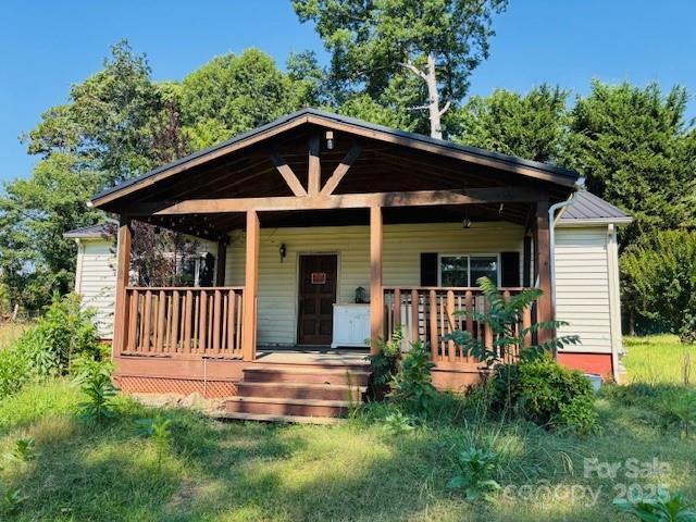 198 Morningside Dr., Ellenboro, NC 28040