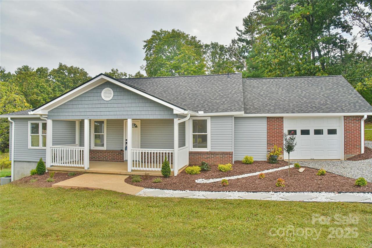 134 Goldview Rd., Asheville, NC 28804